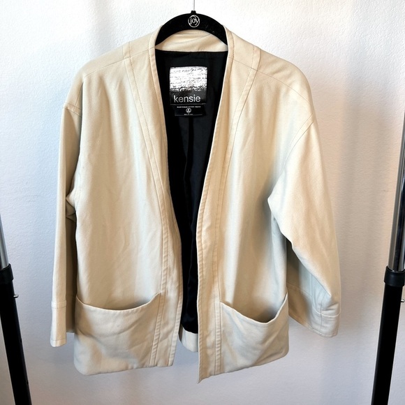 Kensie Jackets & Blazers - kensie Women’s Cream Jacket Size Large